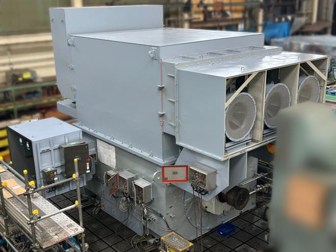 Air-air cooled 4-pole synchronous motor